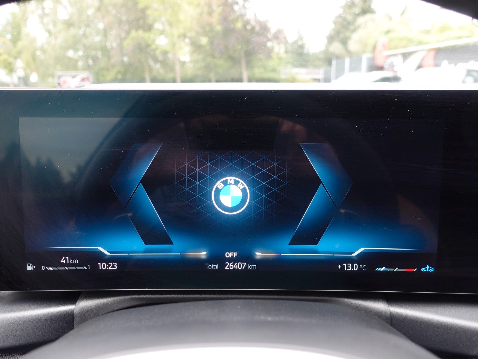 Fahrzeugabbildung BMW 318i Touring Aut. M Sportpaket Comf./Entert./HiF