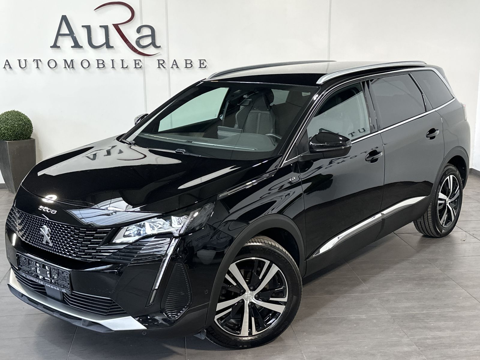 Fahrzeugabbildung Peugeot 5008 BlueHDI EAT8 GT NAV+LED+KAM+V-COKPIT+18ZOLL