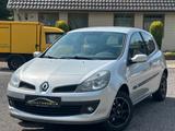 Renault Clio III Edition Dynamique *TÜV NEU*NUR 32.000KM - Renault Clio: 3.0