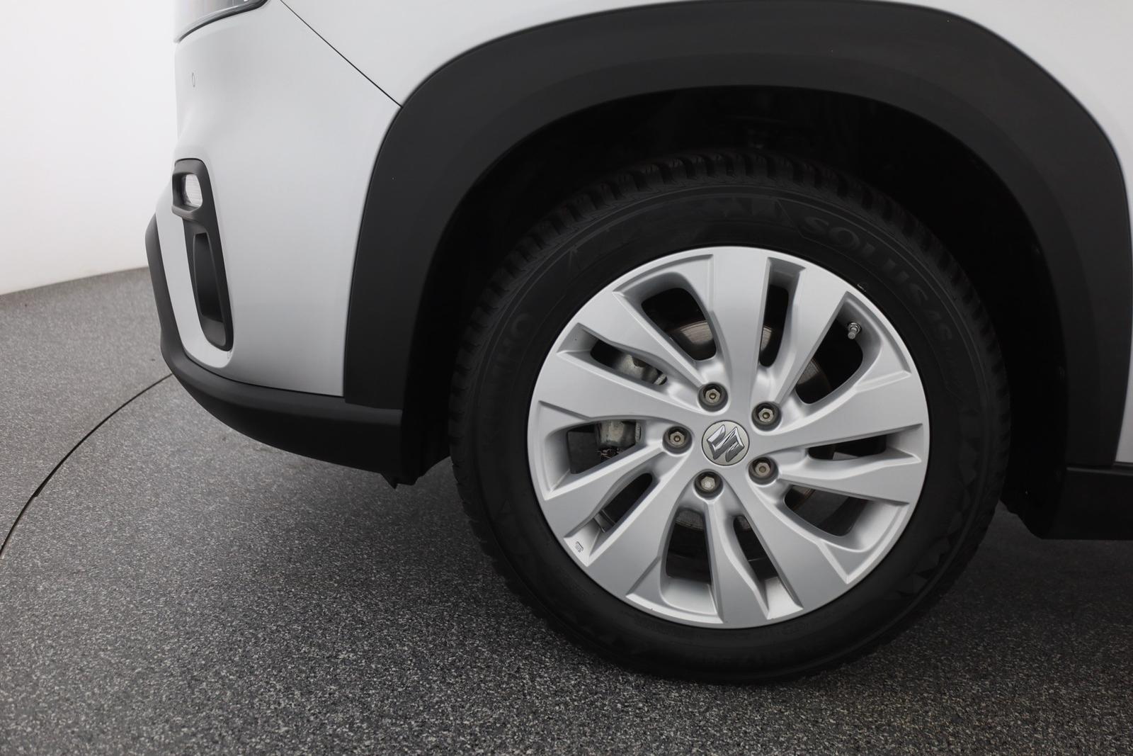Suzuki S-Cross 1.4 4WD LED ACC Navi Kamera Sitzheizung