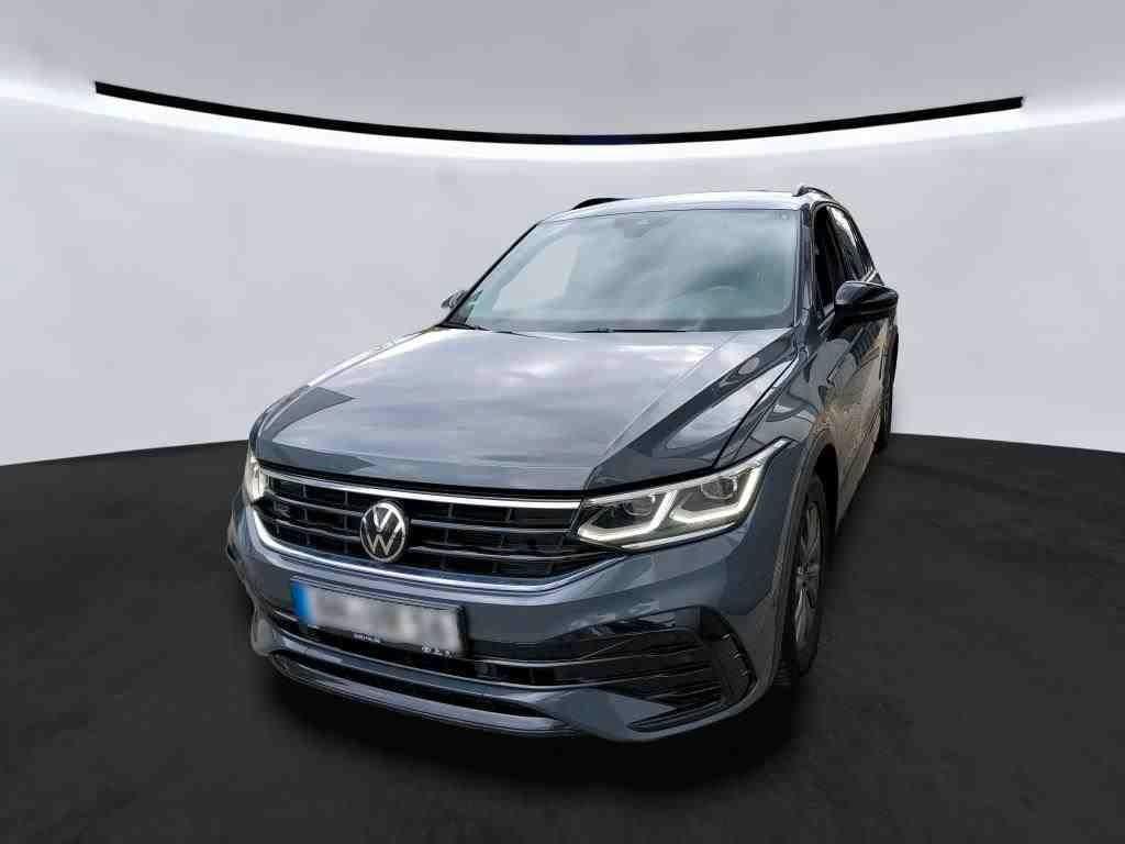 Volkswagen Tiguan R-Line 2.0 TDI AHK*IQLIGHT*STHZ*BLACKSTYL