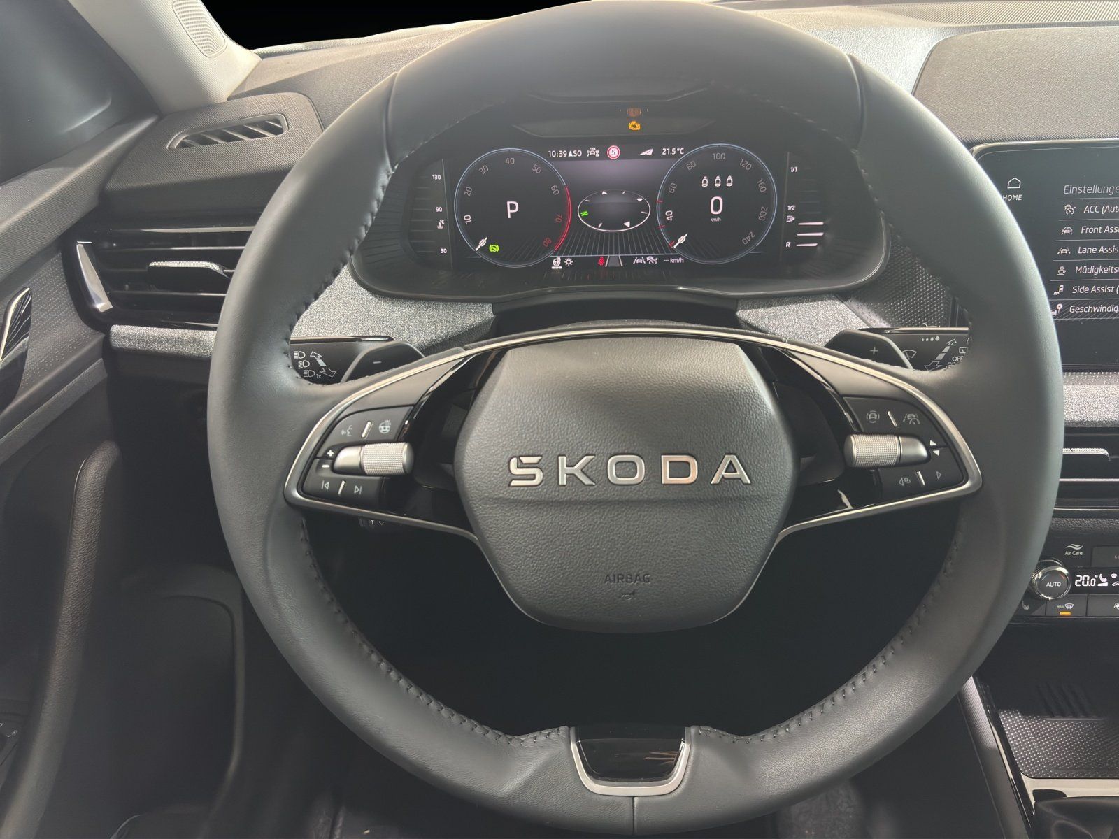 Fahrzeugabbildung SKODA Kamiq Balance 1,0 TSI 85 kW DSG MATRIX/AHK/ACC
