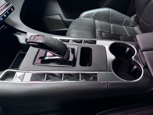 DS Automobiles DS7*Crossback*E-Tense*4×4*Louvre*Pano*Massage*