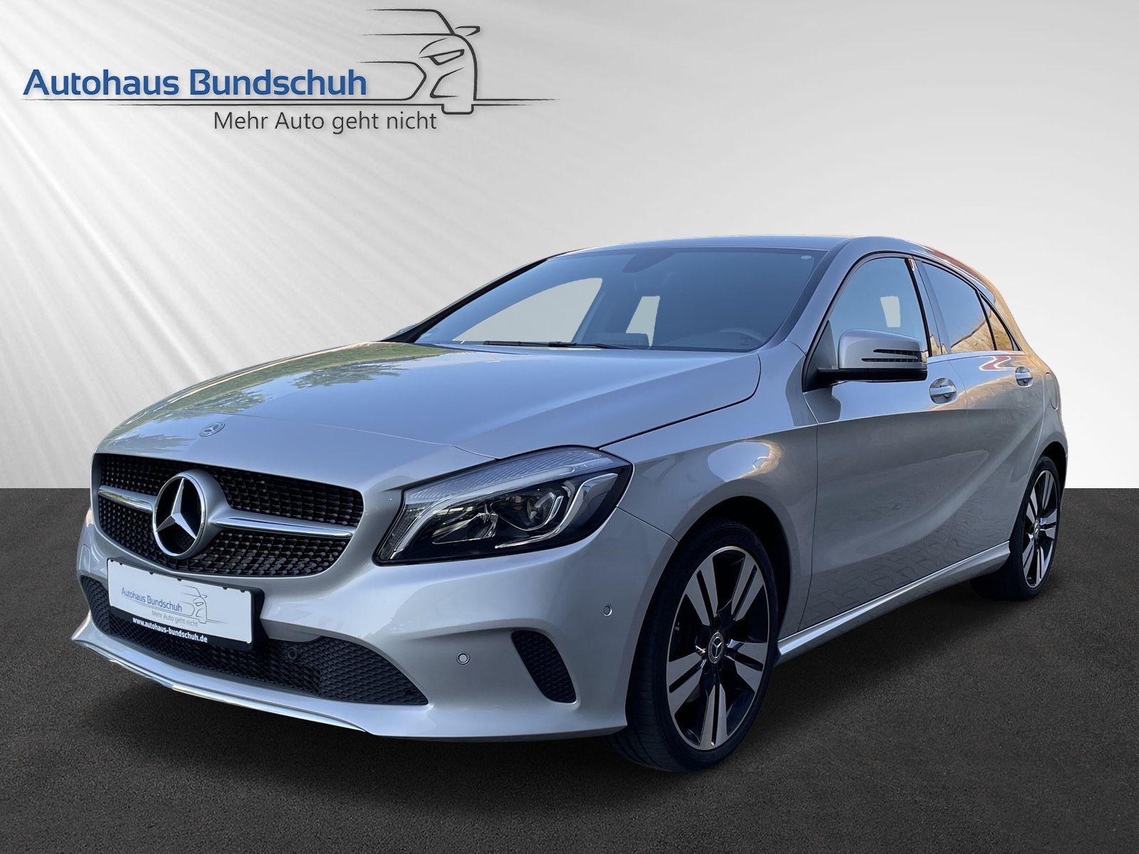 MERCEDES-BENZ A 180 Urban *LED*Navi*Kamera*