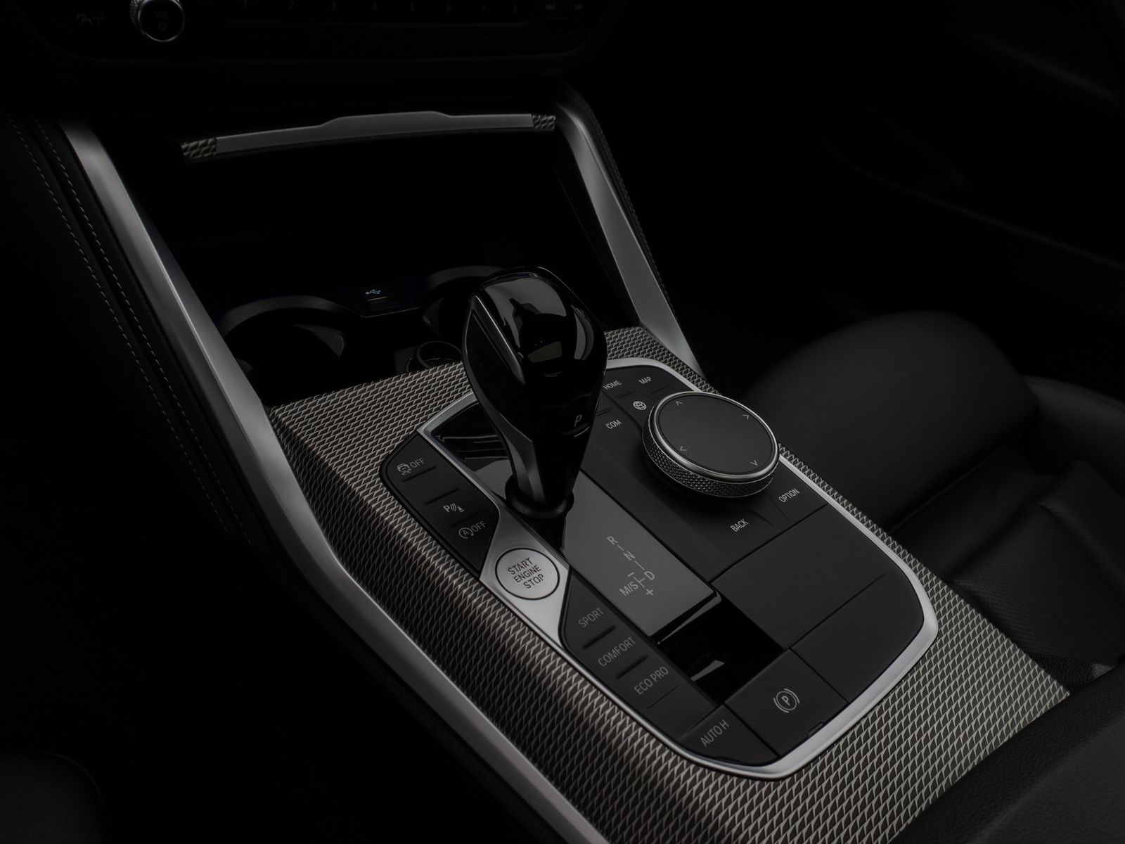 Fahrzeugabbildung BMW 420i Coupé M Sport Glasdach Kamera DAB H/K Komfo