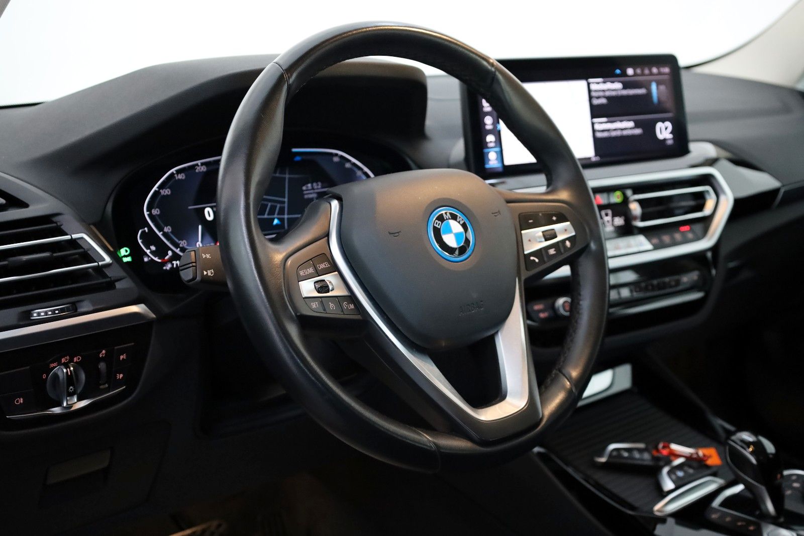 Fahrzeugabbildung BMW X3 xDrive30e,Leder,Navi,LED,SH,360Kamera,SportSi