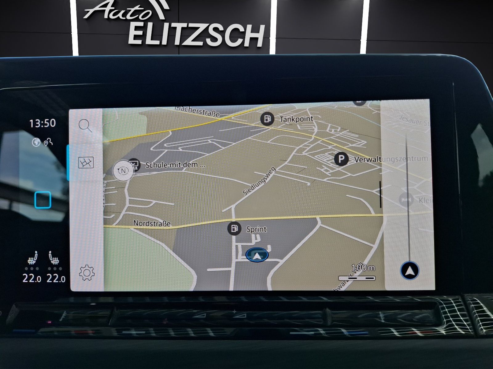 Fahrzeugabbildung Volkswagen Golf VIII Variant eTSI Stye DSG STH LED Navi AID