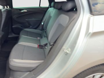 Fotografie 11 des Opel Astra K Sports Tourer Elegance LED * NAVI