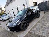 Tesla Model Y Hinterradantrieb RWD - Tesla Gebrauchtwagen in Bielefeld
