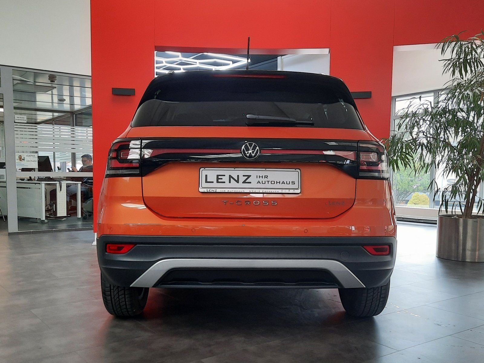 Fahrzeugabbildung Volkswagen T-Cross Move TSI *Navi*Einparkh*Sitzhzg*App-Conn