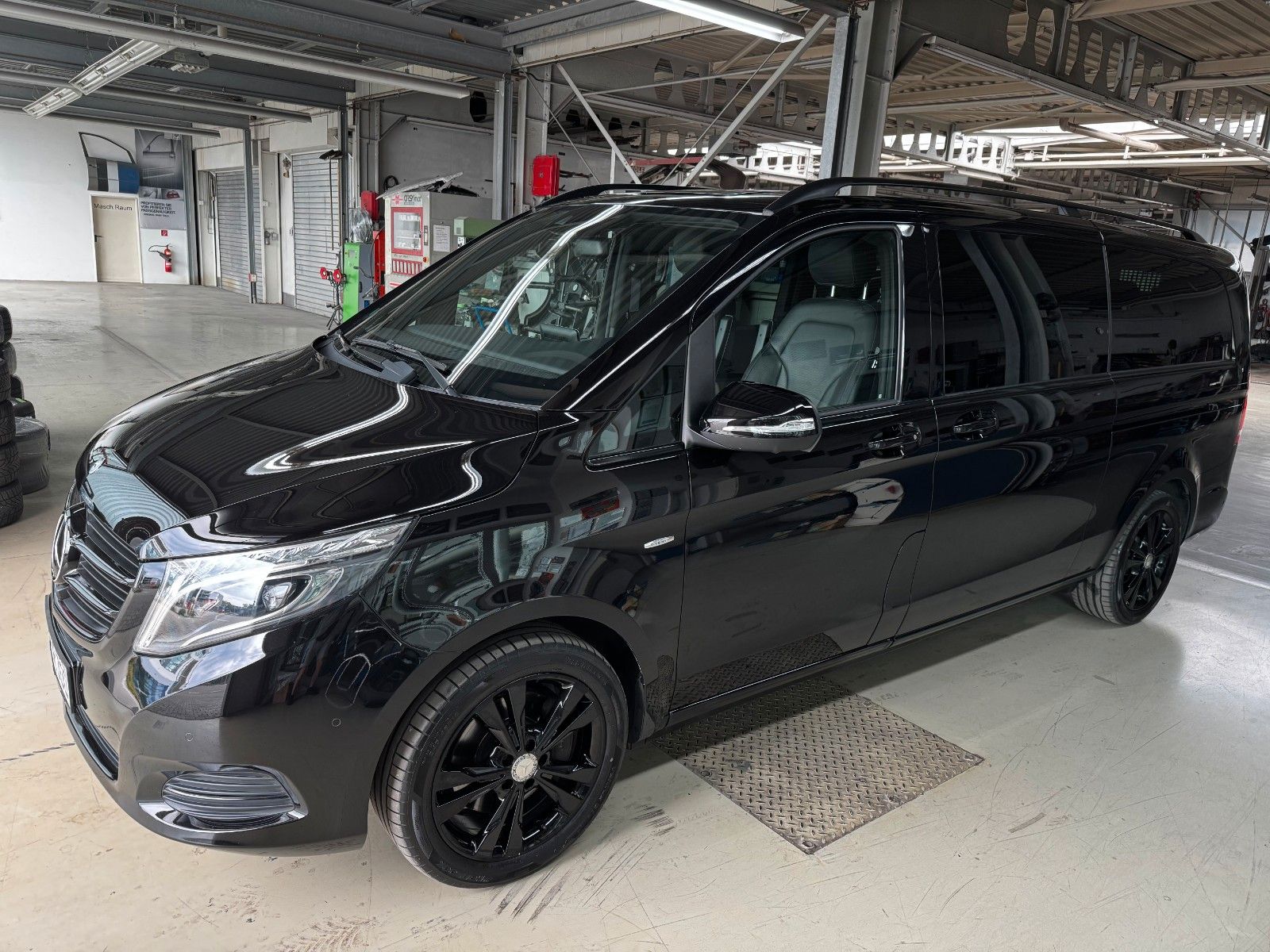 MERCEDES-BENZ V 250 d 4MATIC AVANTGARDE extral.