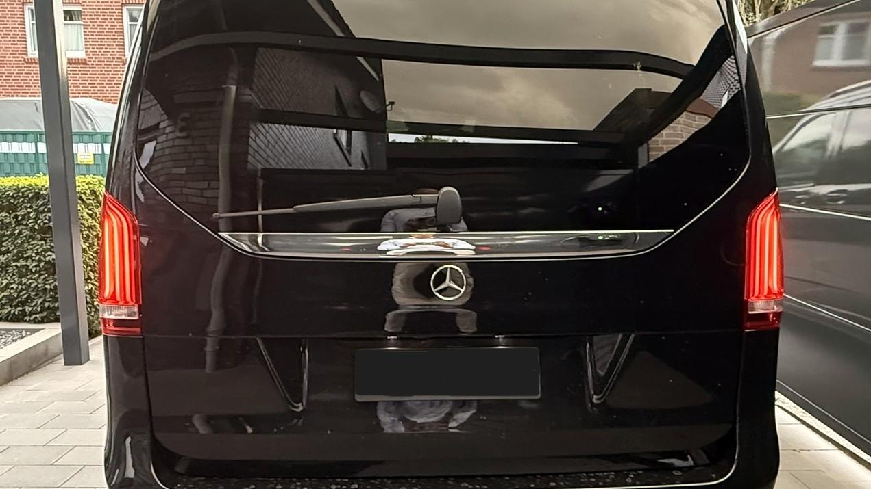 Mercedes-Benz Leder/AHK/2 Schiebetüren/Tisch/Sound