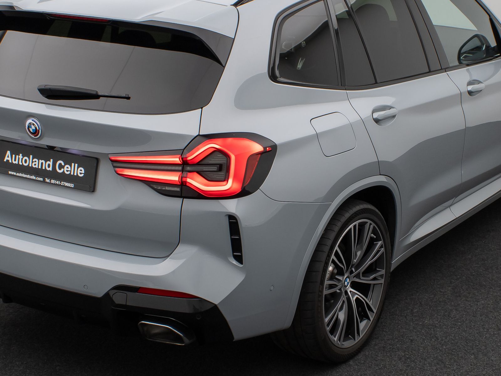 Fahrzeugabbildung BMW X3 xD30d M Sport Panorama Laser 360°HUD DAB HiFi