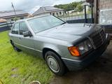 Mercedes-Benz W124 E200 Mercedes Daimler Top Zustand tüv... - gebrauchte Mercedes-Benz E 200 aus dem Jahr 1990
