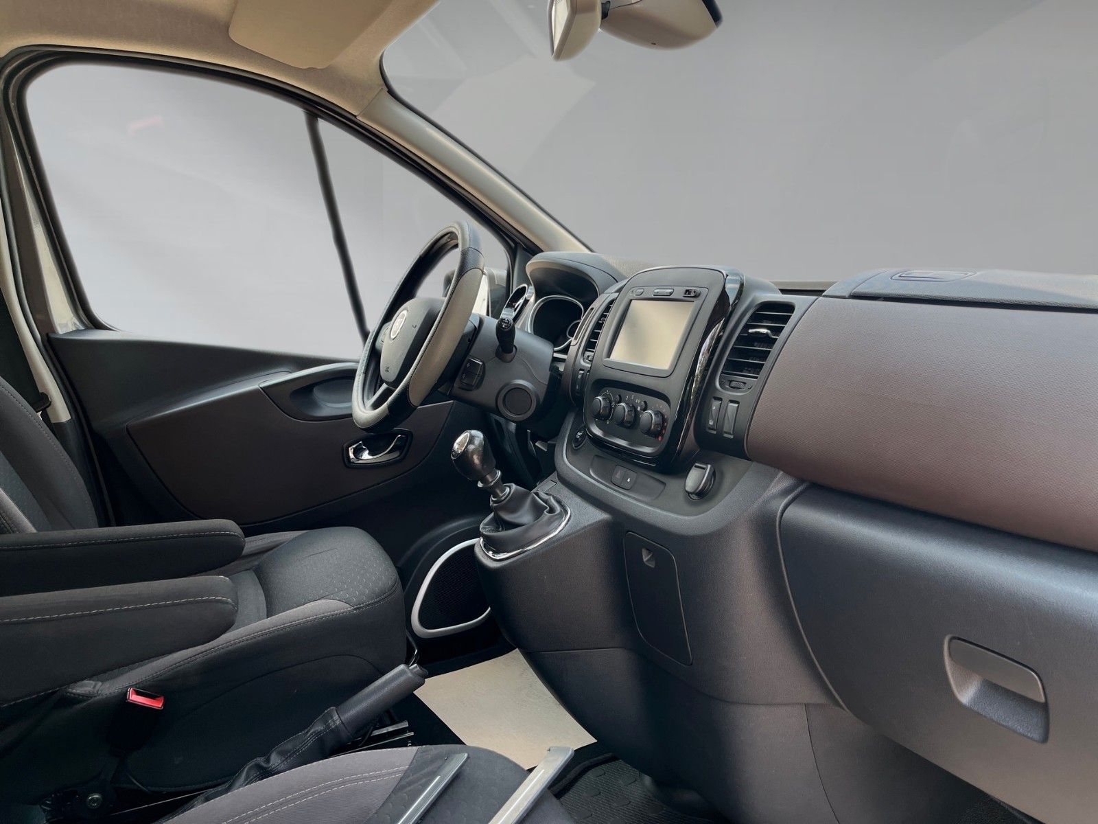 Fiat Talento Kombi L1H1 Family 8-Sitzer – Bild 9