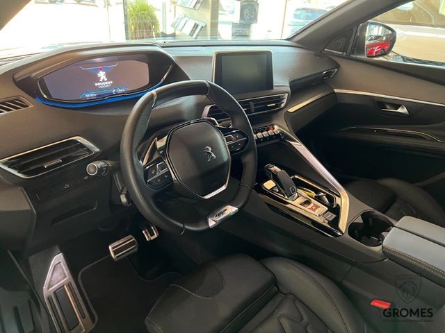 Fahrzeugabbildung Peugeot 3008 Hybrid4 300 GT ACC Focal Leder