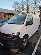 Volkswagen T6 Transporter - VW T5 Transporter in Braunschweig