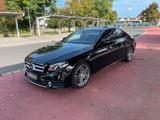 Mercedes-Benz MERCEDES BENZ W213 E 350D AMG LINE - Mercedes-Benz E-Class mit Diesel-Antrieb: W213