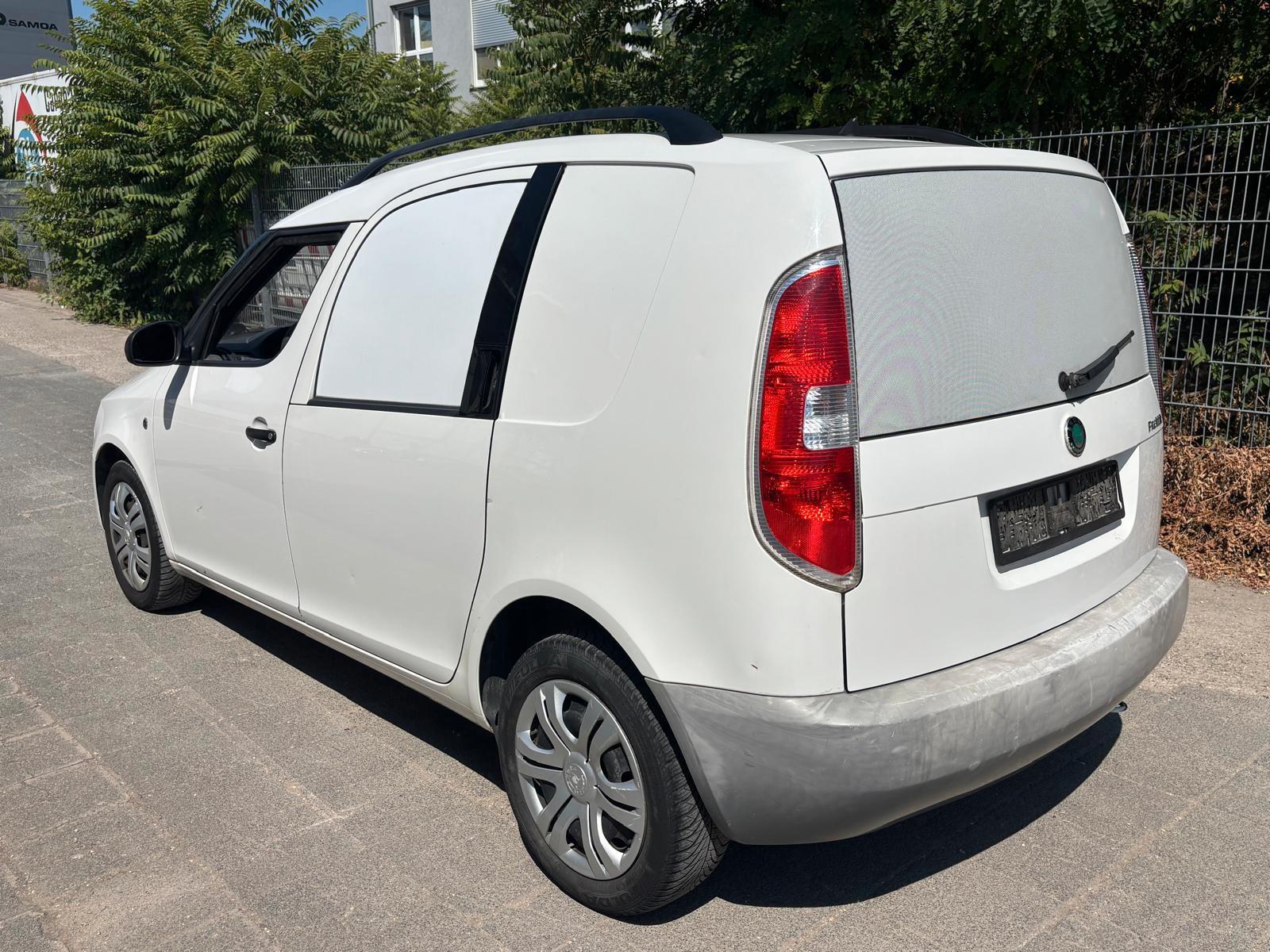 Skoda Praktik 1.6 TDi Kastenwagen Tüv bis 01/27