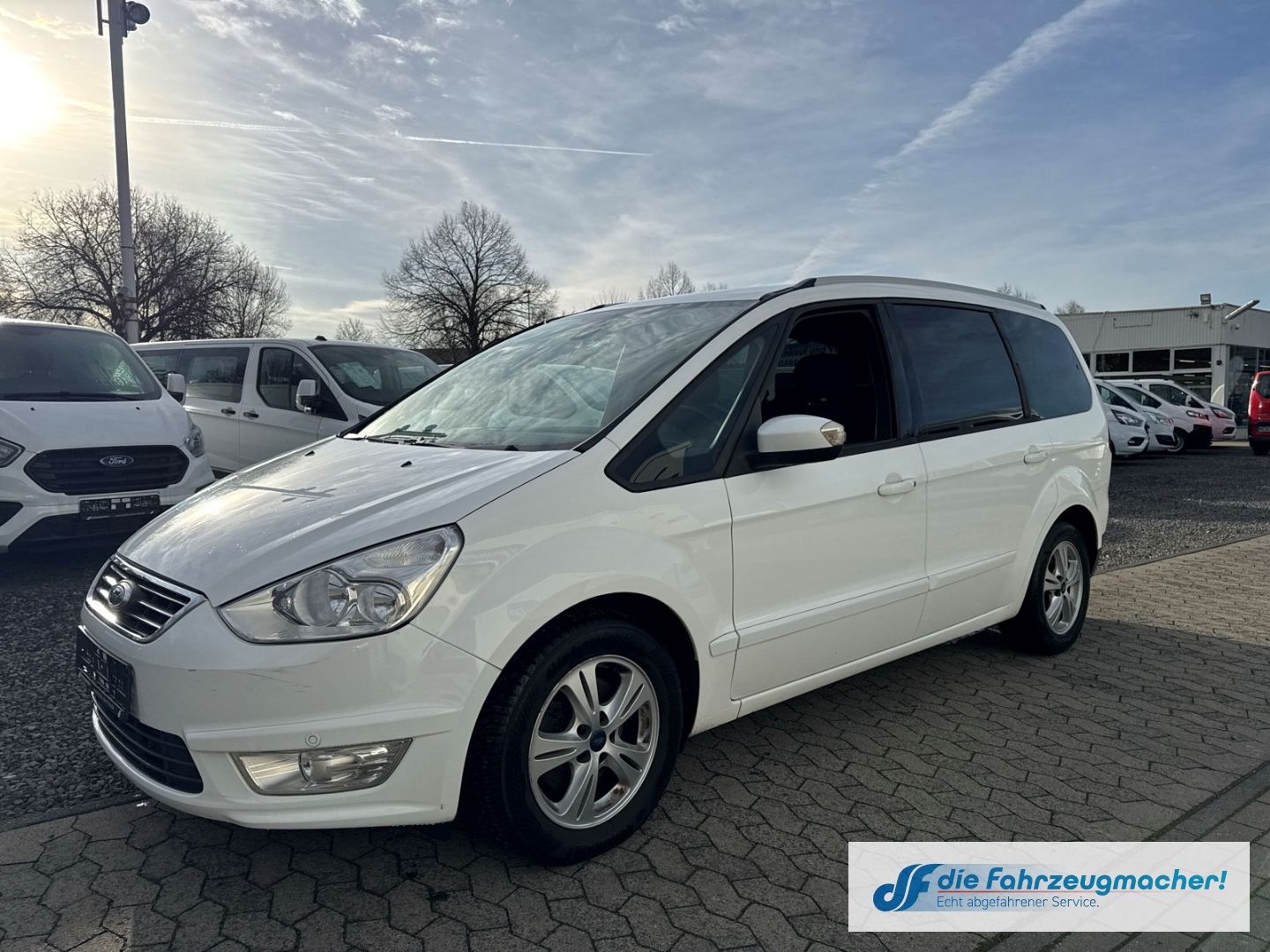 Fahrzeugabbildung Ford Galaxy Business 1.Hand, TÜV, AHK-klappbar Navi *