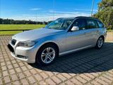 BMW Sportlicher BMW 320 E91 LCI - : Kombi, Sportliche