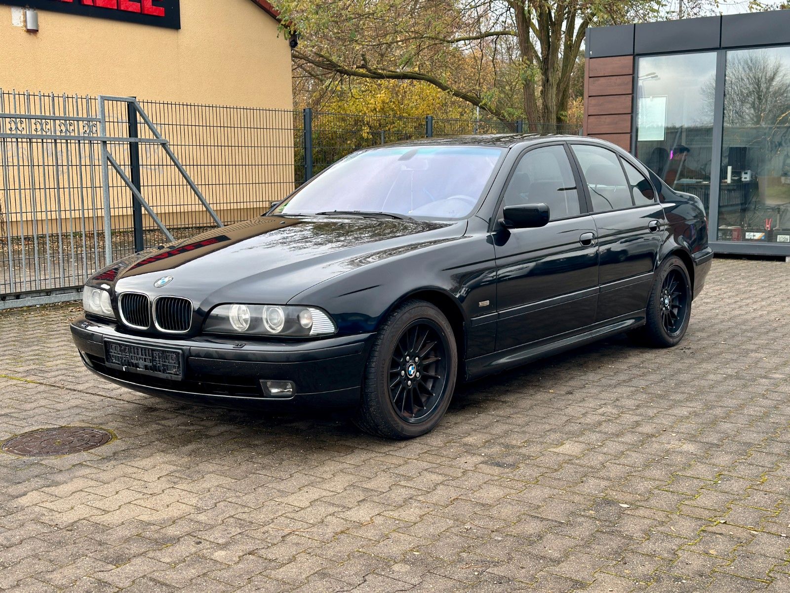 BMW 523 - 1