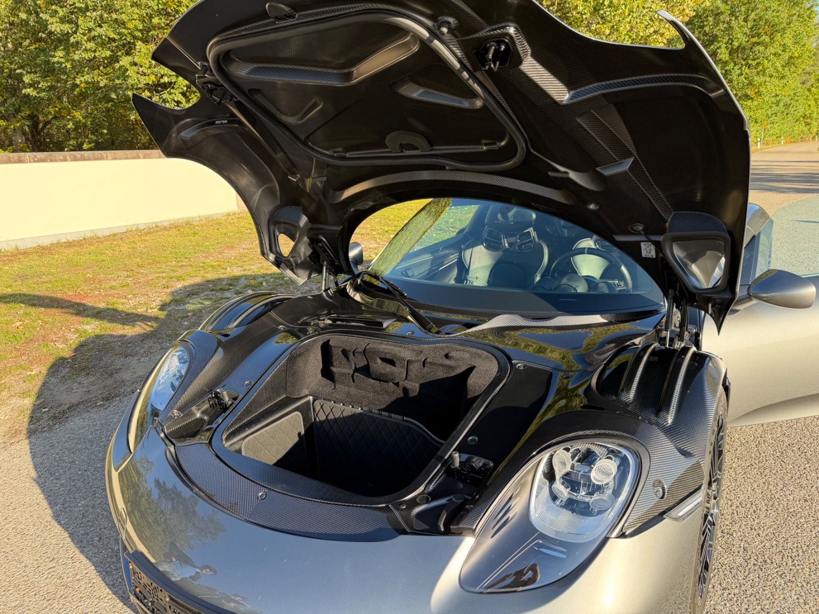 Porsche 918 Spyder METEORGRAU  LIFT 19
