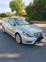 Mercedes-Benz B 250 4MATIC DCT Style  - Mercedes-Benz B 250 von privat