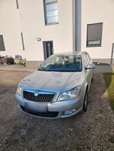 Skoda skoda octavia 1.6 tdi - Skoda Octavia aus 2012 mit Diesel-Antrieb: Kombi, 1.6