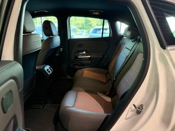 2021 Mercedes-BENZ EQA — миниатюра 21