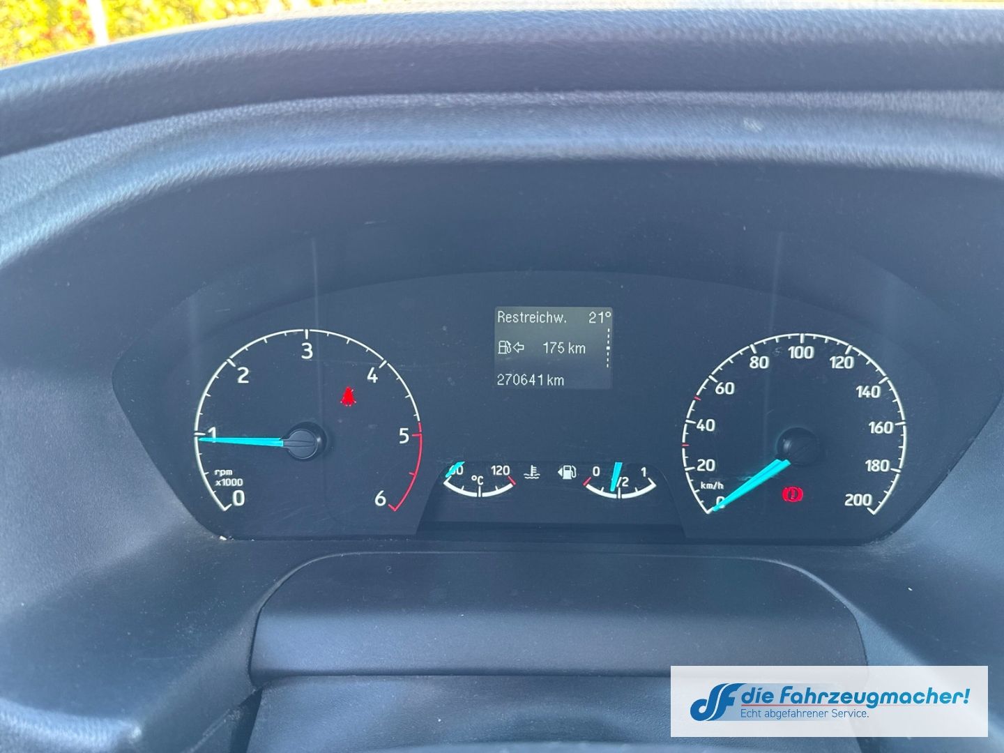 Fahrzeugabbildung Ford Transit Kasten 350 L3 Trend AHK DAB SHZ *EXPORT