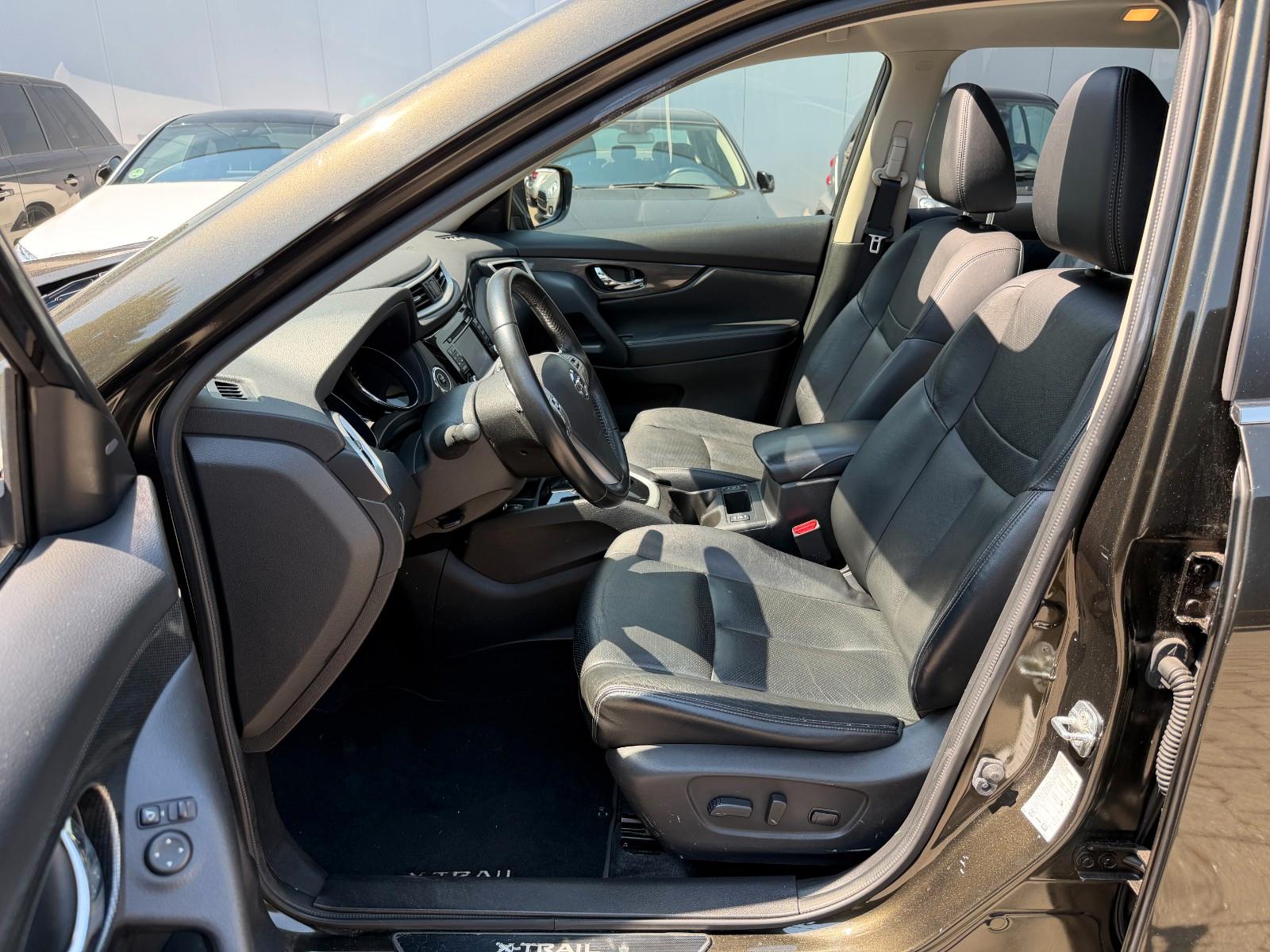 Nissan X-Trail Tekna Garantie *Leder*360° *Pano*Keyless