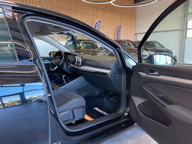 Volkswagen Golf VIII Lim. Life *FAHRSCHULAUTO*LED*AHK*ACC*