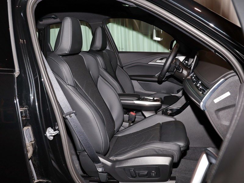 BMW X1 xDrive23d M Sport Adp.LED HUD AHK HarmKar foto 4