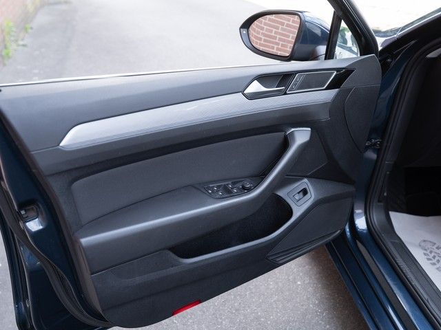 Passat Variant Business TDI DSG AHK ACC AppConne
