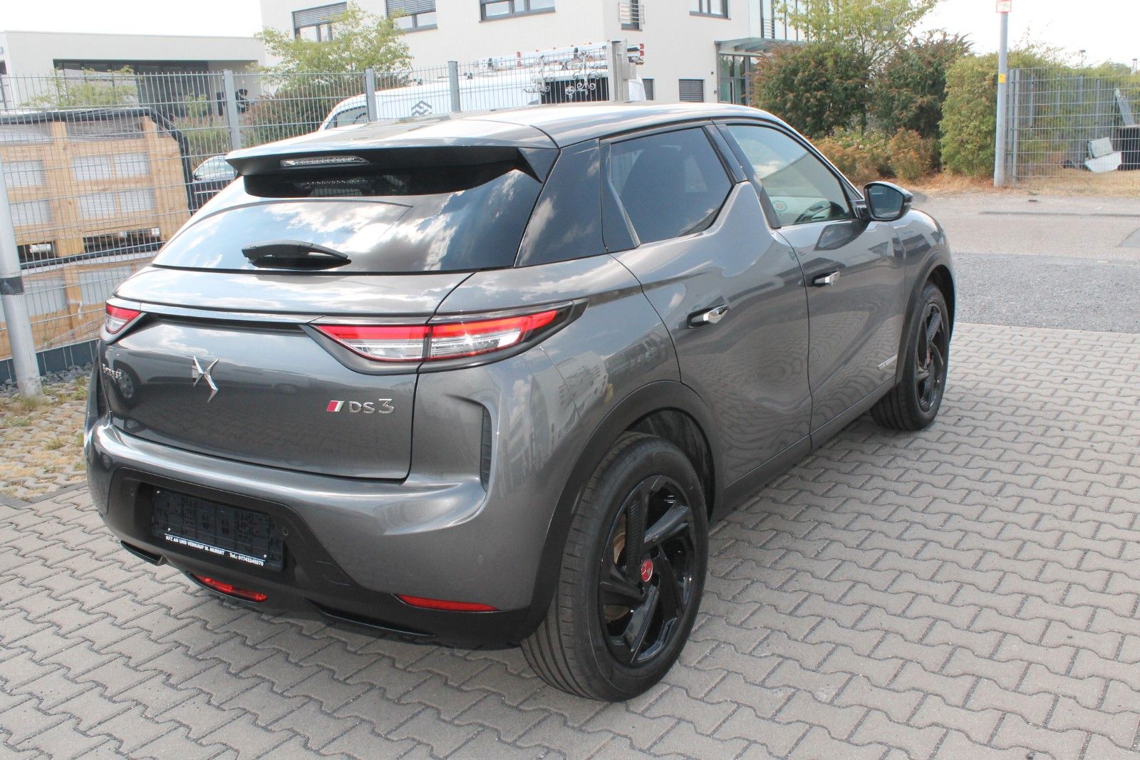 DS Automobiles DS3 DS 3 Crossback E-Tense Performance Line + imagem 3