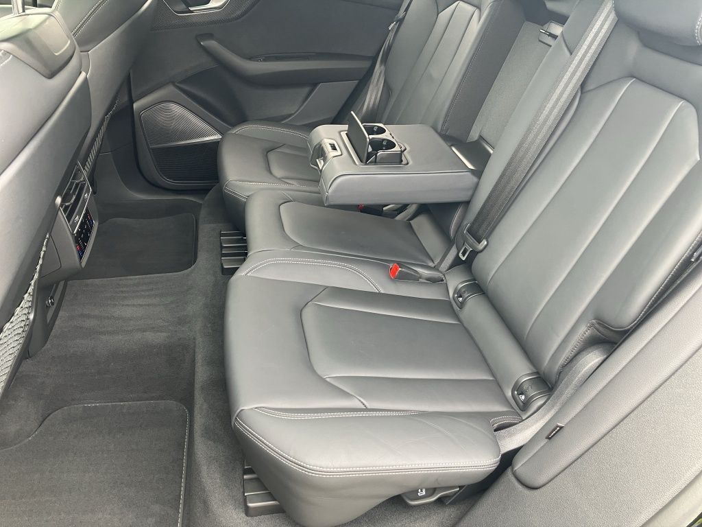 Fahrzeugabbildung Audi SQ8 4.0 TFSI qu. MATRIX*HUD*AHZV*B&O*STHZG*22''*