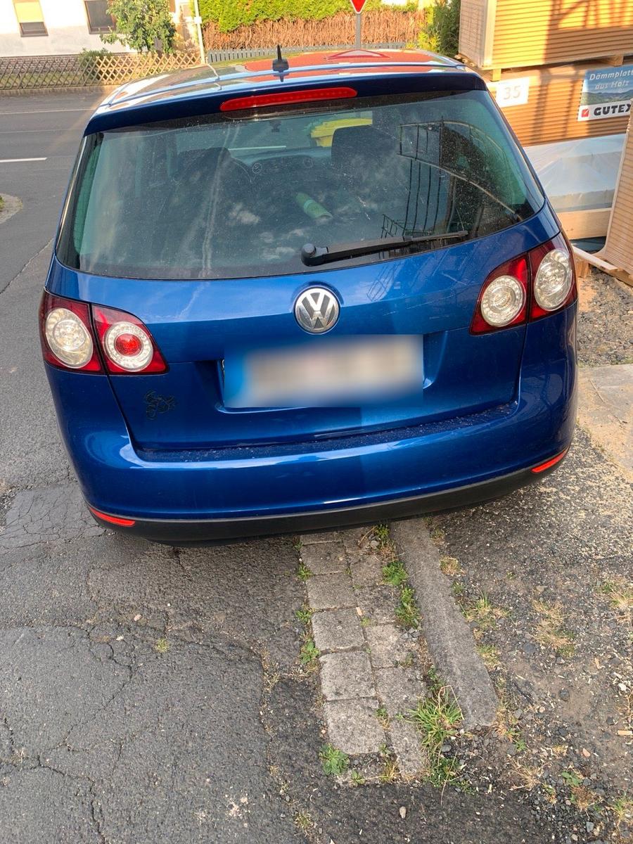 Volkswagen Golf Plus 2005 — interior
