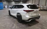 Toyota Highlander LE AWD - Toyota Highlander mit Benzin-Antrieb