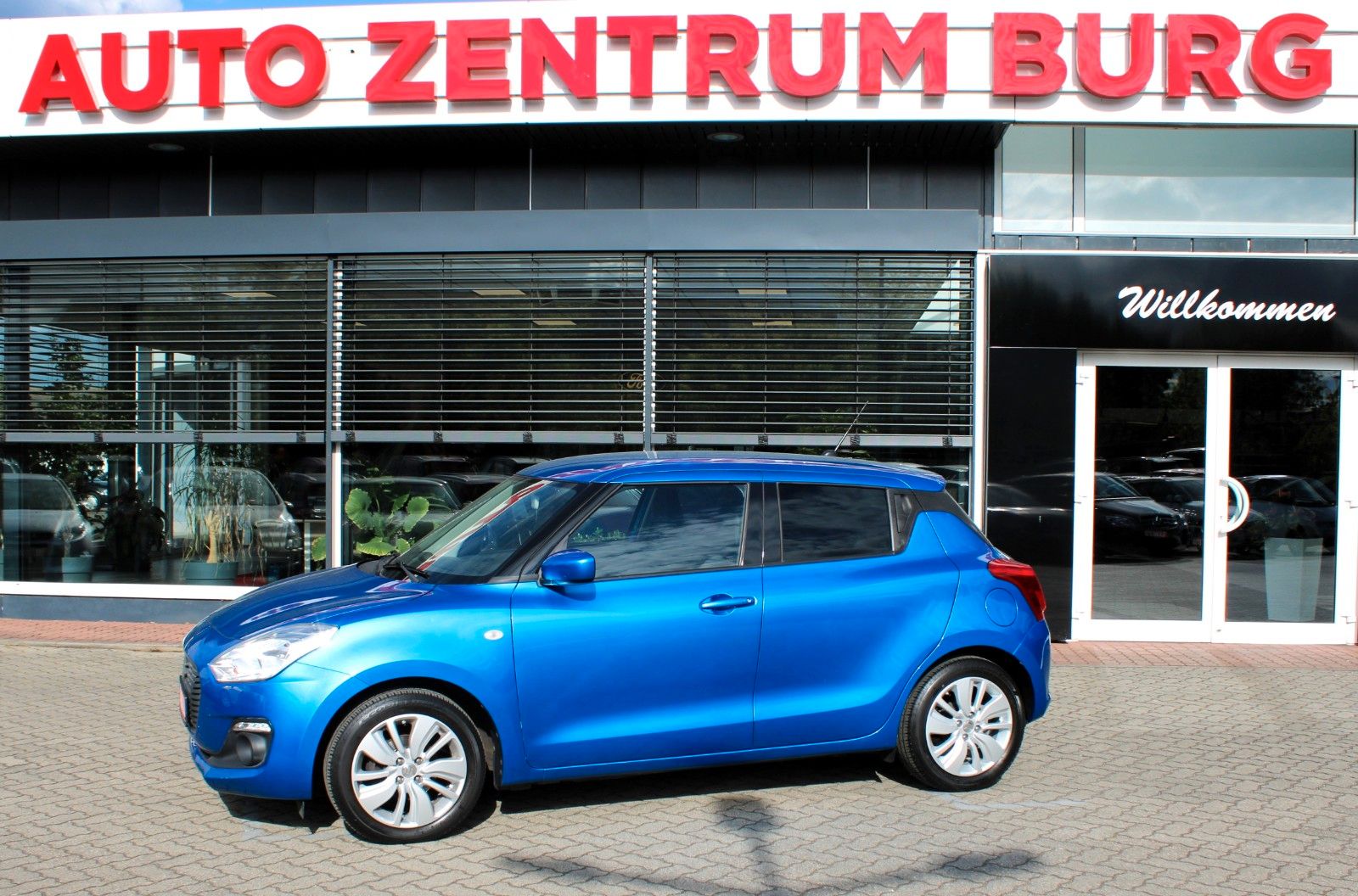 SUZUKI Swift