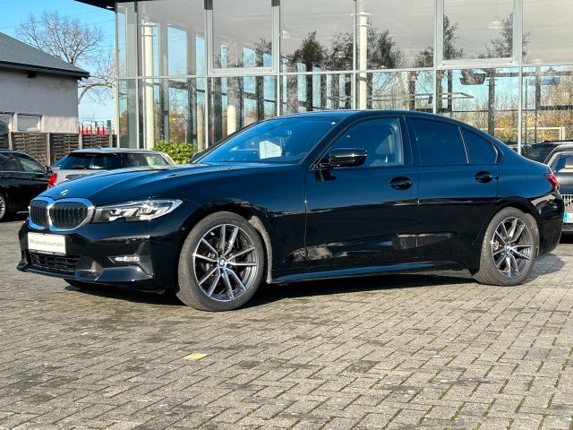 BMW 320 Sport-Aut. Lim. Sport Line / DAB / Parkass.