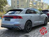 Audi SQ8 4.0 TFSI quatt. ACC LUFTFED STANDHZG B&O PAN - silberne Audi SQ8