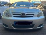 Toyota Corolla 2.0 D-4D 1 Hand Rentnerfahr... - Toyota Corolla mit Diesel-Antrieb: 1.4