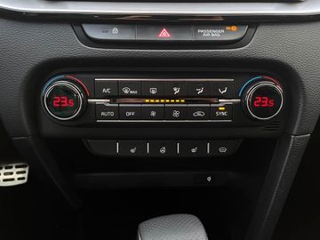 Kia ProCeed 1.6T GT DCT Navi Elektr. Sitz Klima