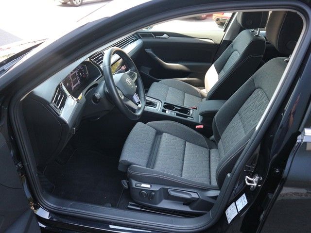 Volkswagen Passat Variant - Bild 8
