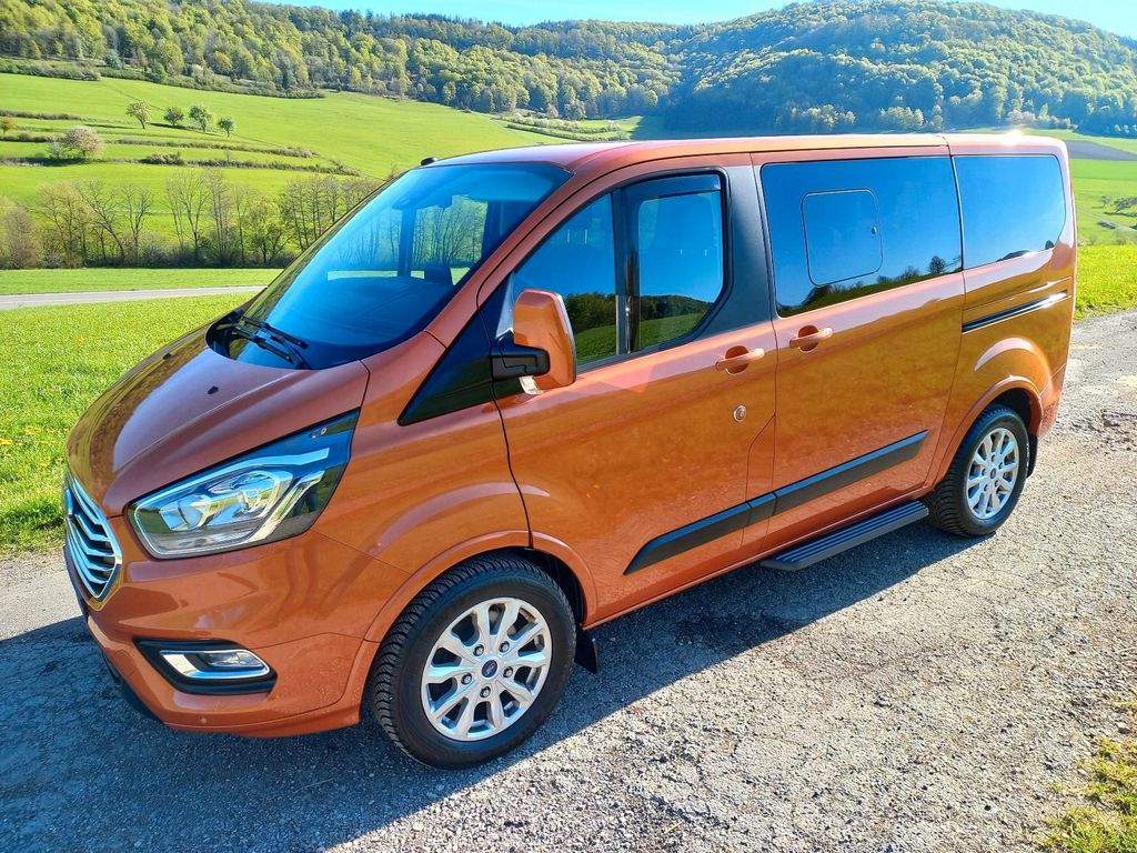Image of Ford Tourneo Custom