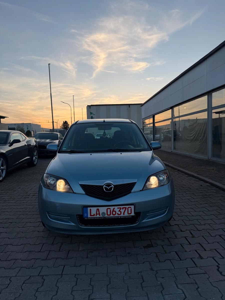 Mazda 2 Lim. 1.4 Active Automatik neu Tüv