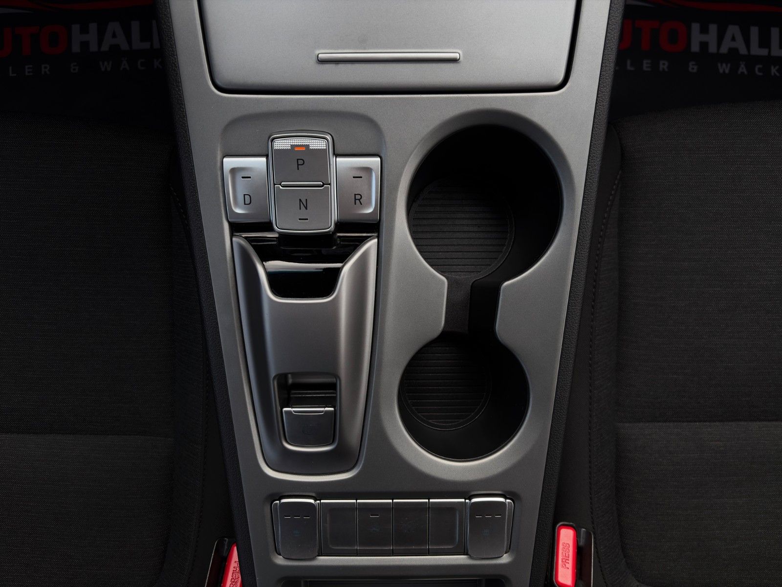 Fahrzeugabbildung Hyundai Kona Select Elektro CarPlay ACC LHZ SHZ DAB+