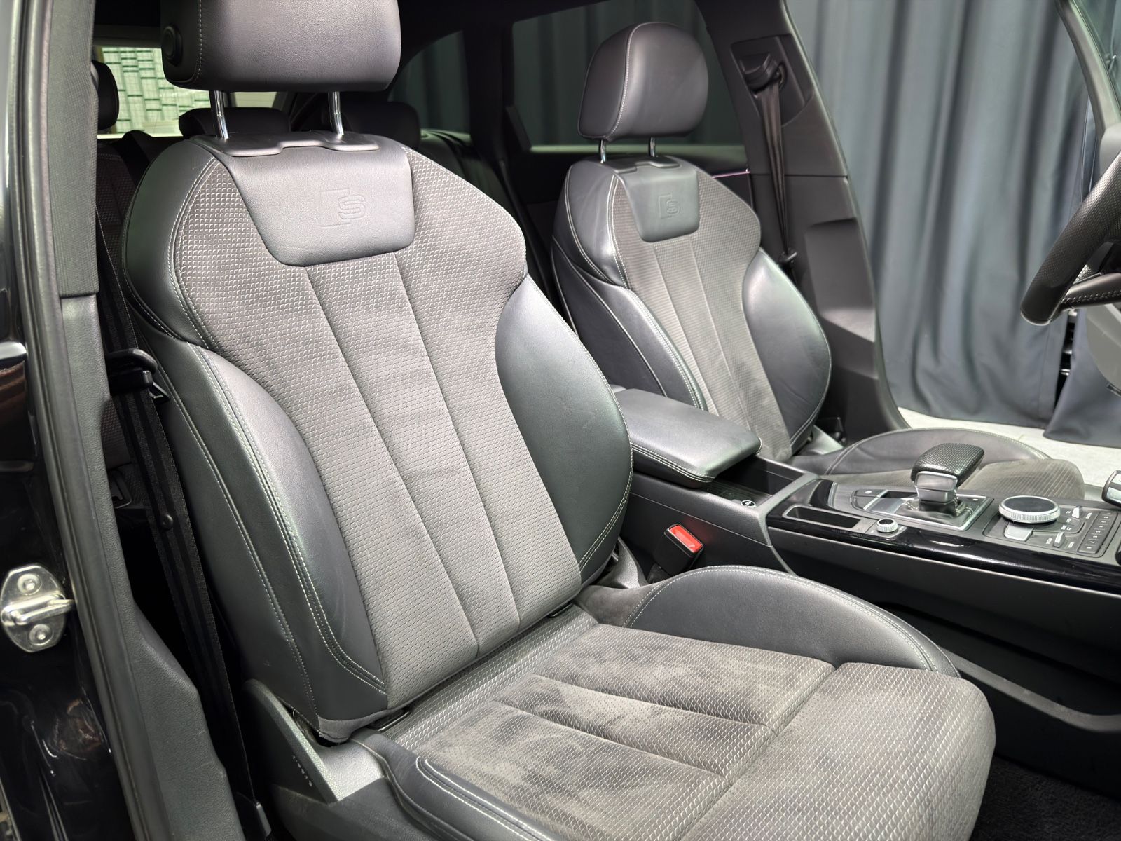 Fahrzeugabbildung Audi A4 Avant quattro sport|3xS-LINE|XENON|NAVI|VOLL