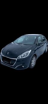 Peugeot 208 Active Klima 5türig  aus 1.Hand  gepflegt